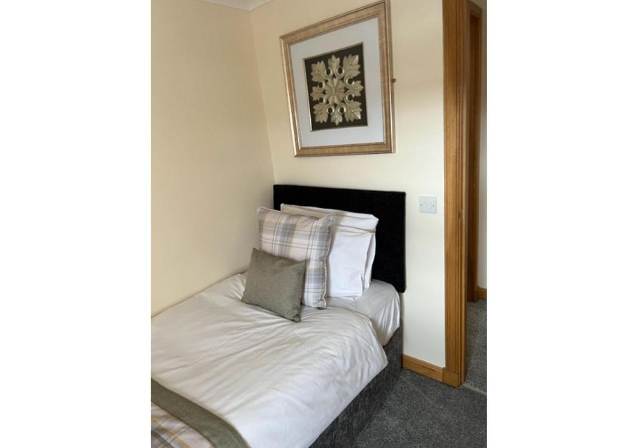 The Waverley Inn Holiday Homes Inverness Bagian luar foto