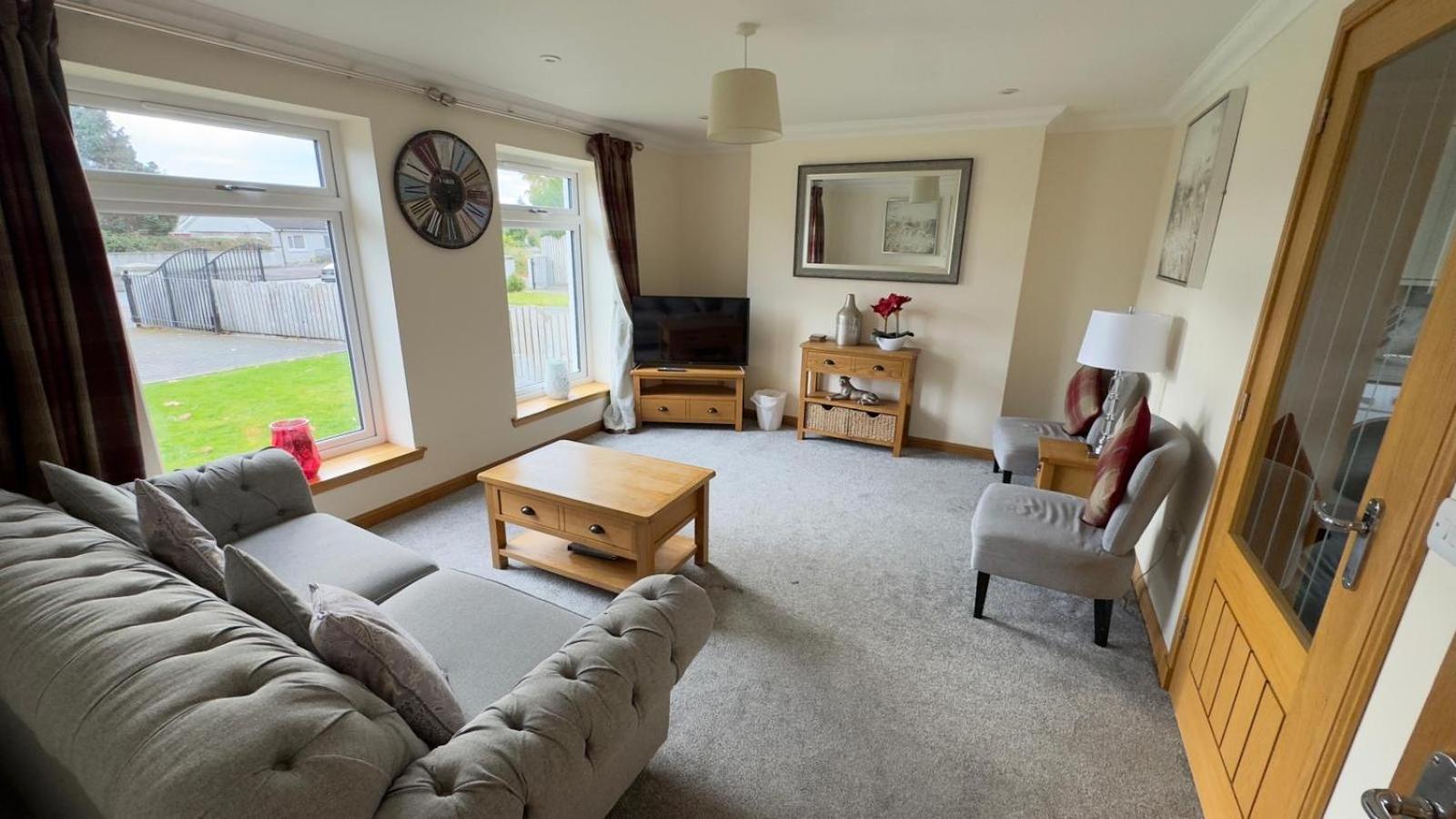 The Waverley Inn Holiday Homes Inverness Bagian luar foto
